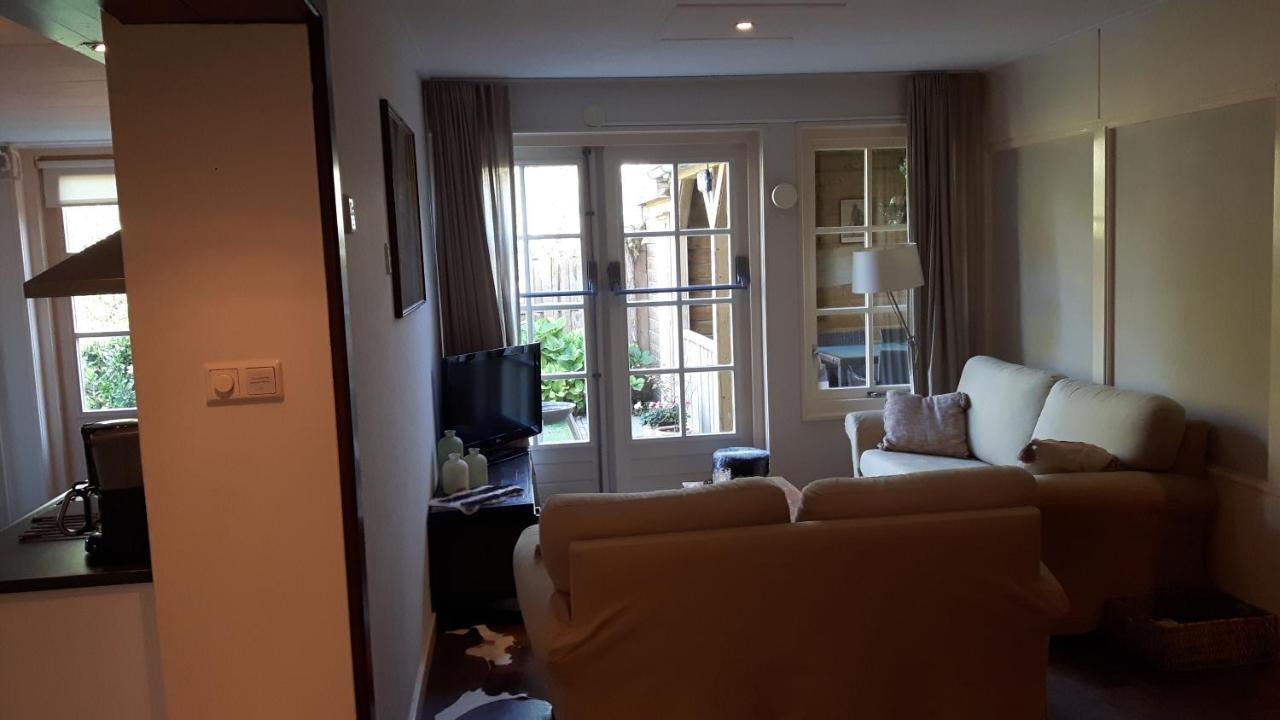 Вилла Sneek Vakantiehuis Verhuur Экстерьер фото